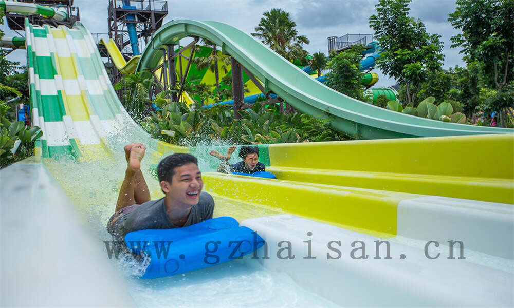 水上乐园管理中如何优化园区的疏散和应急方案？