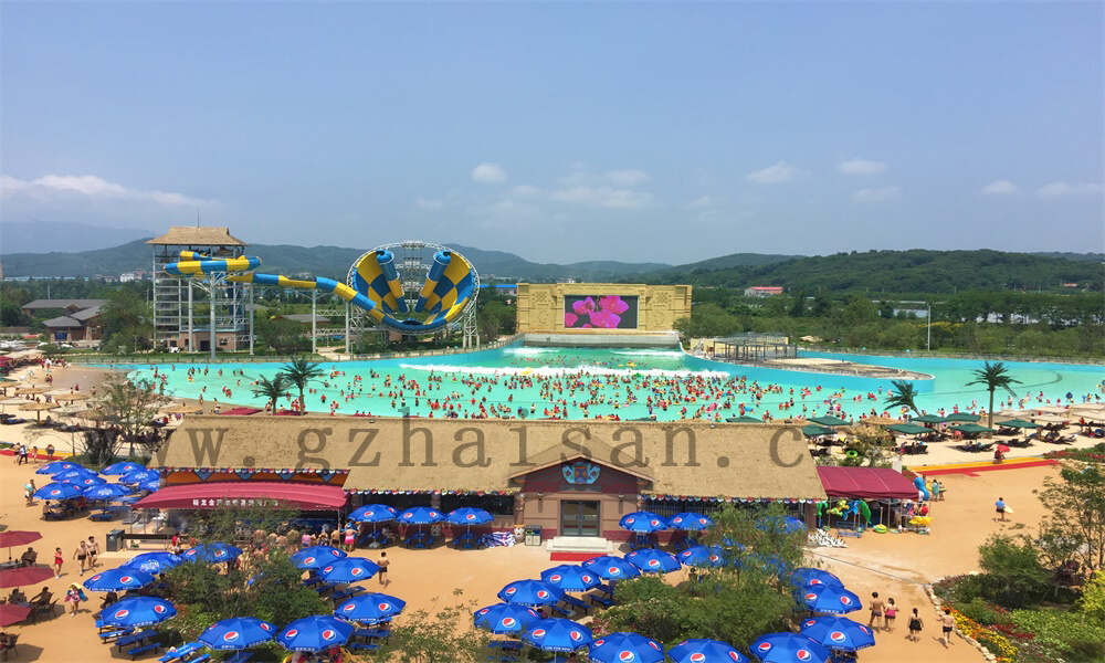 水上乐园设备厂家：夏天不去水上乐园你可能过了个假夏天