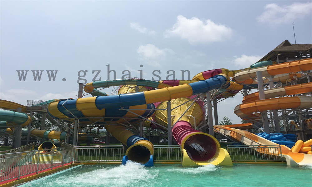 为什么炎热的夏季去水上乐园度假是最佳选择？