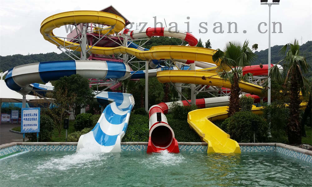 儿童水上游乐设施中心：欢乐水世界