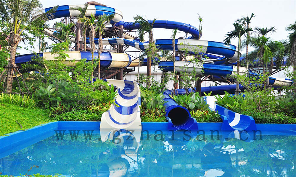 水上乐园管理中如何提升园区的服务和运营效率？